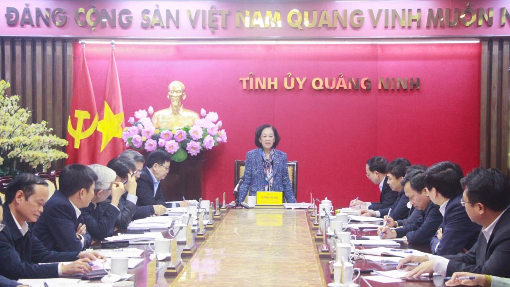 Trưởng Ban Tổ chức Trung ương Trương Thị Mai phát biểu kết luận buổi làm việc với tập thể Ban Thường vụ Tỉnh ủy Quảng Ninh.