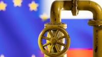 G7, EU thống nhất áp giá trần đối với xăng dầu của Nga