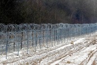 Ba Lan đưa Patriot đến ngoại ô thủ đô, chuẩn bị xây rào điện ở biên giới với Nga