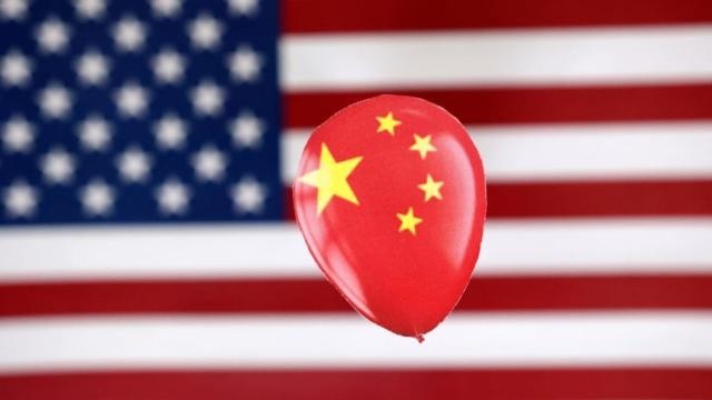 Vụ khinh khí cầu Trung Quốc 'đi lạc': Mỹ tìm kiếm mảnh vỡ sau khi bắn hạ; Colombia có phát hiện mới; Venezuela chỉ trích Washington