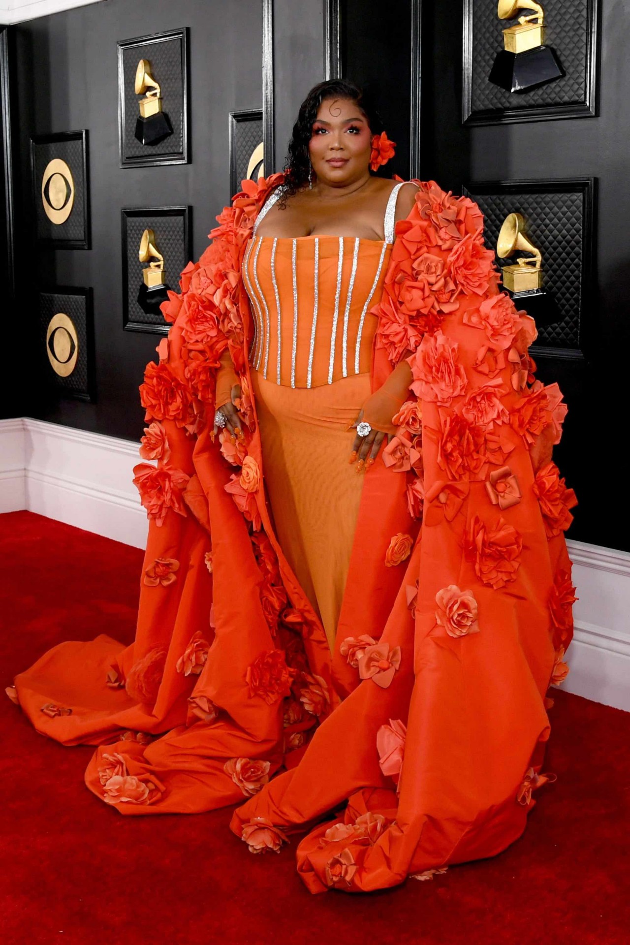 24 ngôi sao mặc đẹp nhất lịch sử thời trang thảm đỏ Grammy