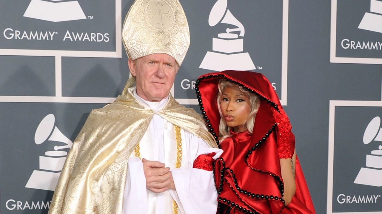 26 ngôi sao mặc đẹp nhất lịch sử thời trang thảm đỏ Grammy