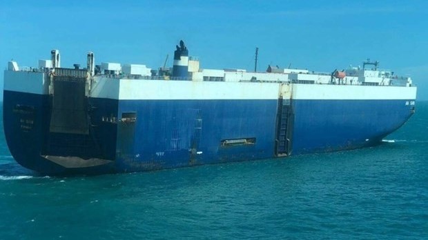 Ba Ria-Vung Tau authorities support foreign car carrier on fire off Vung Tau coast