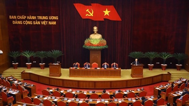 Politburo held meeting with former senior leaders of Party, State