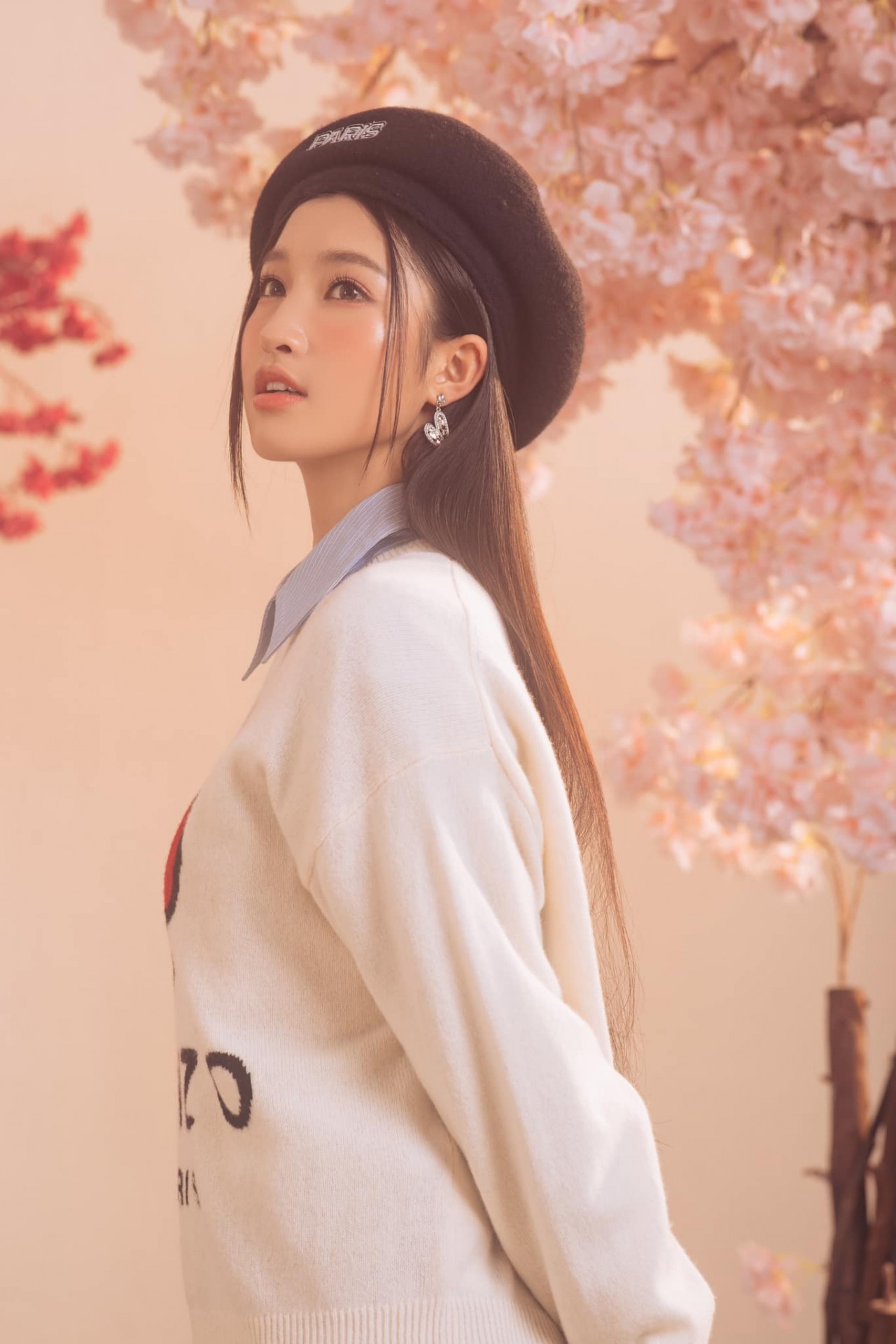 Ngắm vẻ dịu dàng của Á hậu Phương Nhi Ngắm vẻ dịu dàng của Á hậu Phương Nhi