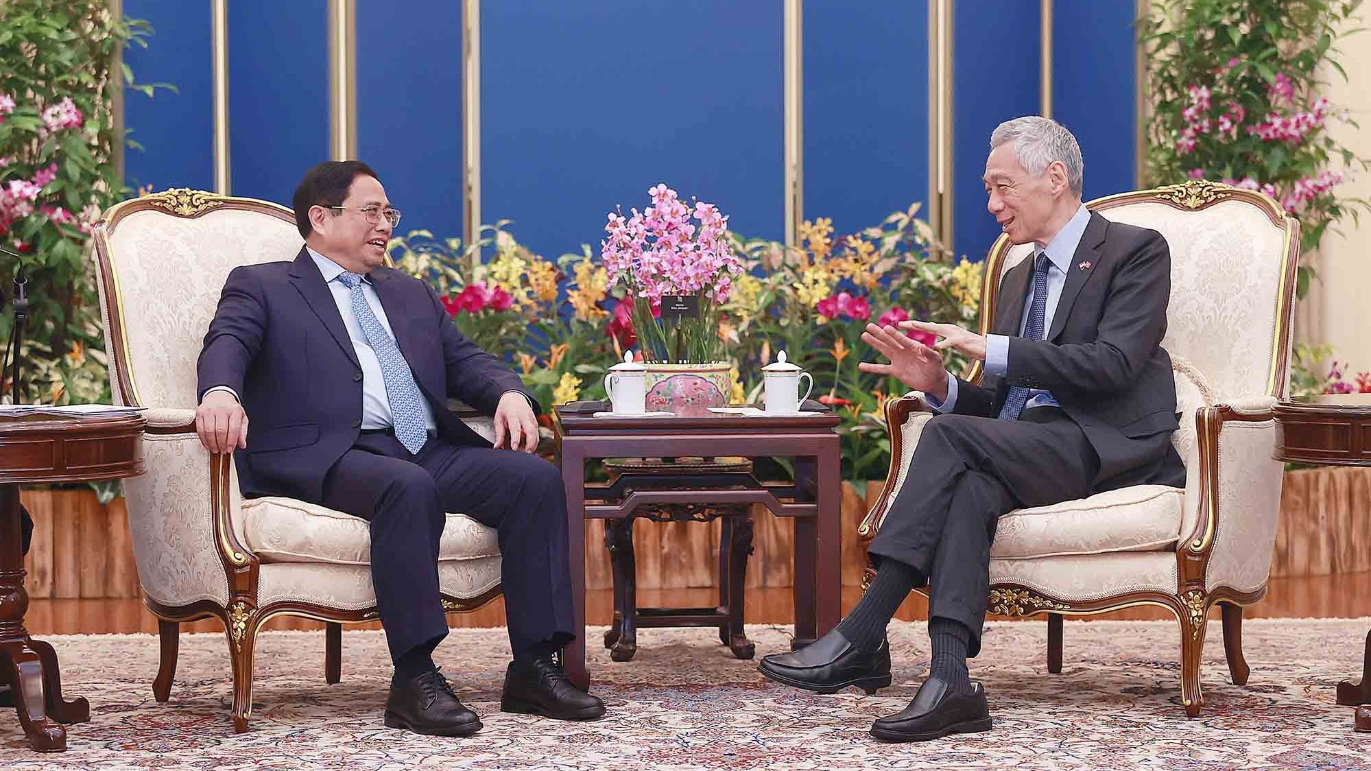 Thủ tướng Chính phủ đề nghị Singapore tăng cường nhập khẩu, tạo điều kiện cho hàng hoá Việt Nam vào hệ thống phân phối