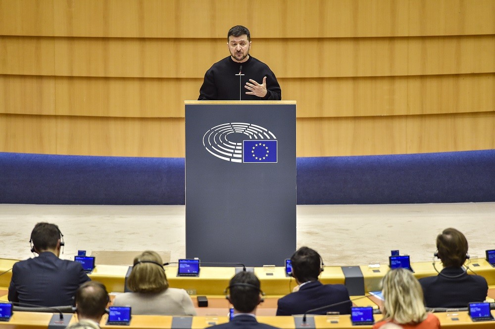(02.09) Tổng thống Ukraine Volodymyr Zelensky phát biểu trước Nghị viện châu Âu (EP) ngày 9/2. (Nguồn: EP)