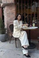 Đừng làm mẹ cáu: Stylist tiết lộ phong cách thời trang của Quỳnh Lương, Quỳnh Kool và Quang Trọng