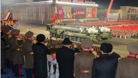 Vấn đề Triều Tiên: Mỹ đề nghị đối thoại ngay, Hàn Quốc phản ứng về cuộc duyệt binh