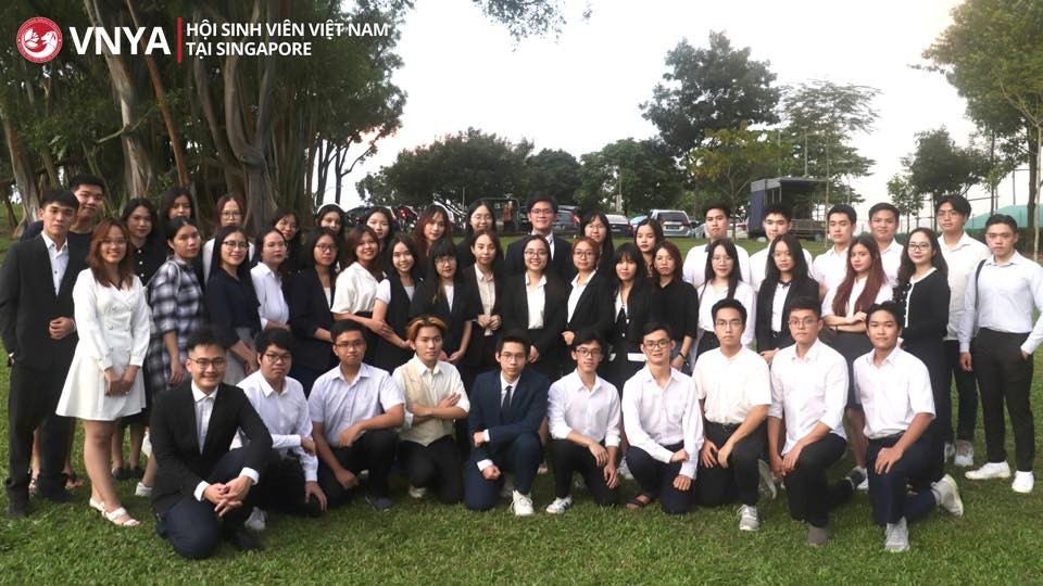 Sinh viên Việt Nam tại Singapore:
