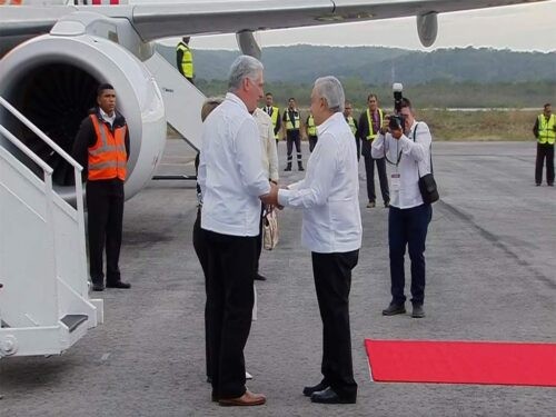 Chủ tịch Cuba đến Mexico: 4 chuyến thăm trong 5 năm. (Nguồn: Prensa Latina)