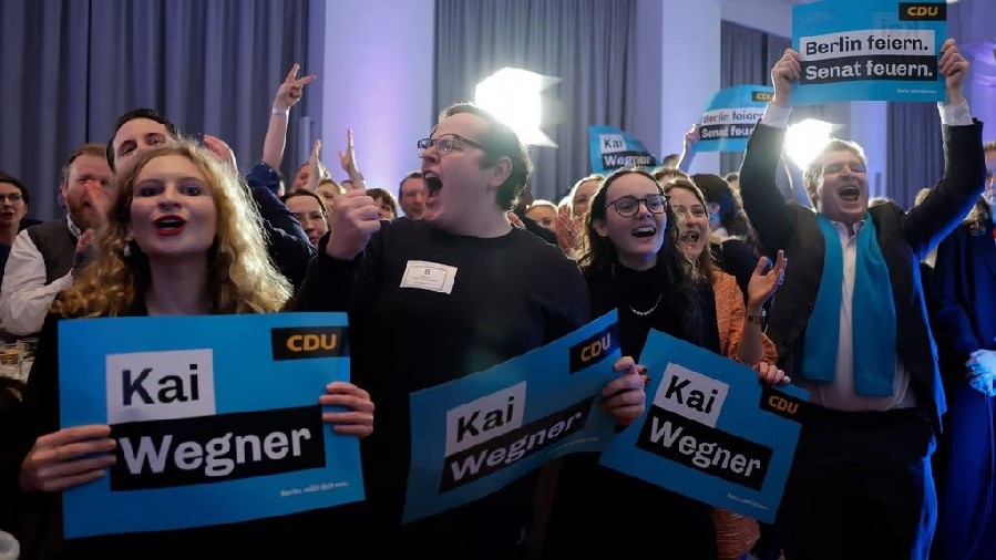 Bầu cử ở Berlin (Đức): Đảng của Thủ tướng Scholz tụt hạng, hé lộ 'đối thủ' vượt mặt