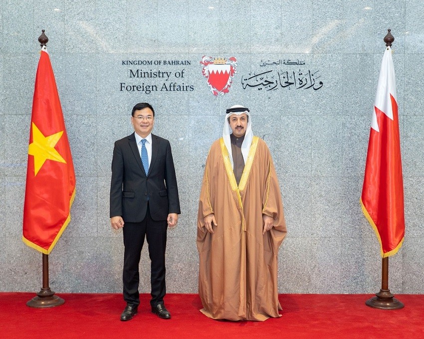 Thứ trưởng Phạm Quang Hiệu thăm và họp Tham vấn chính trị tại Bahrain