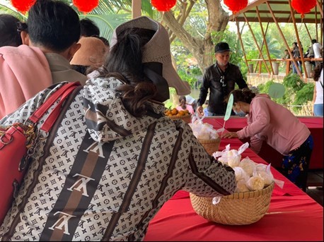 Special buffets are offered at the Cable Car Station on Cam Mountain from the 20th to the 29th of the first lunar month as a continuation of the earlier food festivals a very long time ago