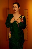 Hoa hậu Giáng My hóa quý cô với phong cách điển hình giai đoạn vàng son của vẻ đẹp cổ điển