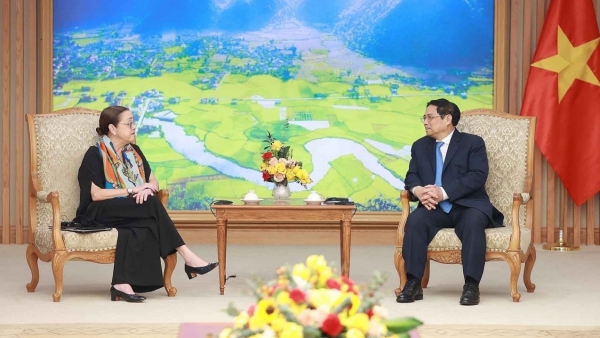 Prime Minister Pham Minh Chinh receives El Salvador Foreign Minister