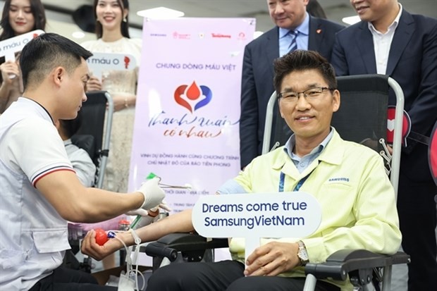 Samsung Vietnam supports blood donation activities