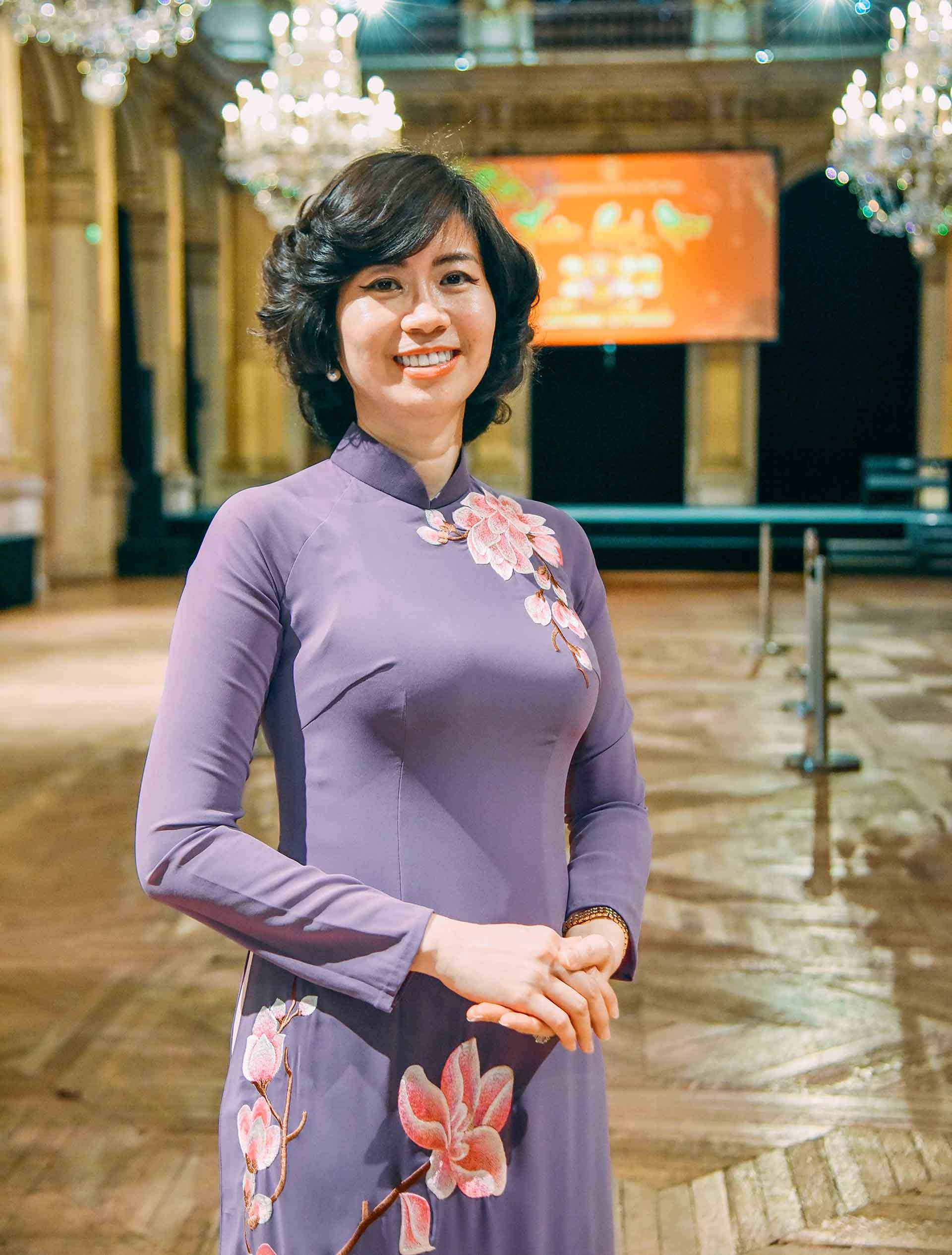 Đại sứ Lê Thị Hồng Vân, Trưởng Phái đoàn thường trực Việt Nam bên cạnh UNESCO