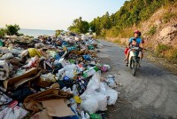 Rác thải nhựa: Bài toán thách thức của phát triển du lịch
