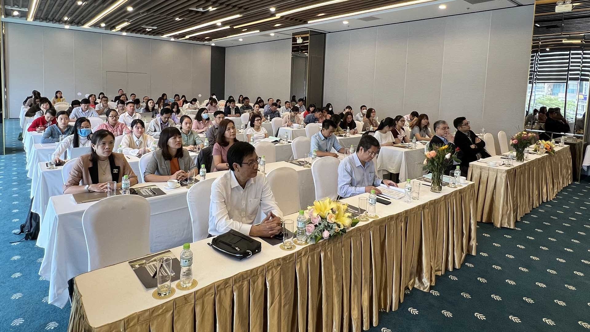 Khai giảng khóa bồi dưỡng nâng cao hiệu quả hội nhập quốc tế cho cán bộ, doanh nghiệp tỉnh Khánh Hòa