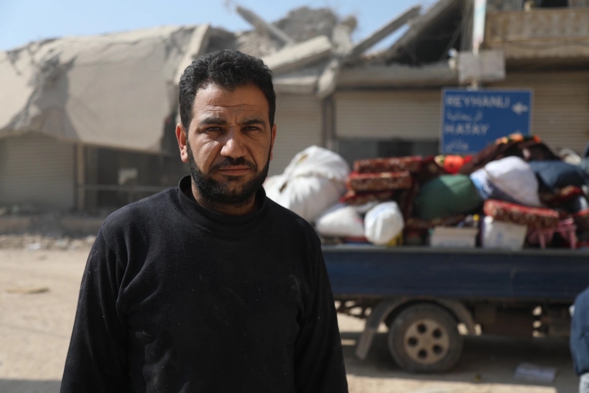 Động đất khiến người dân Tây Bắc Syria khổ càng thêm khổ