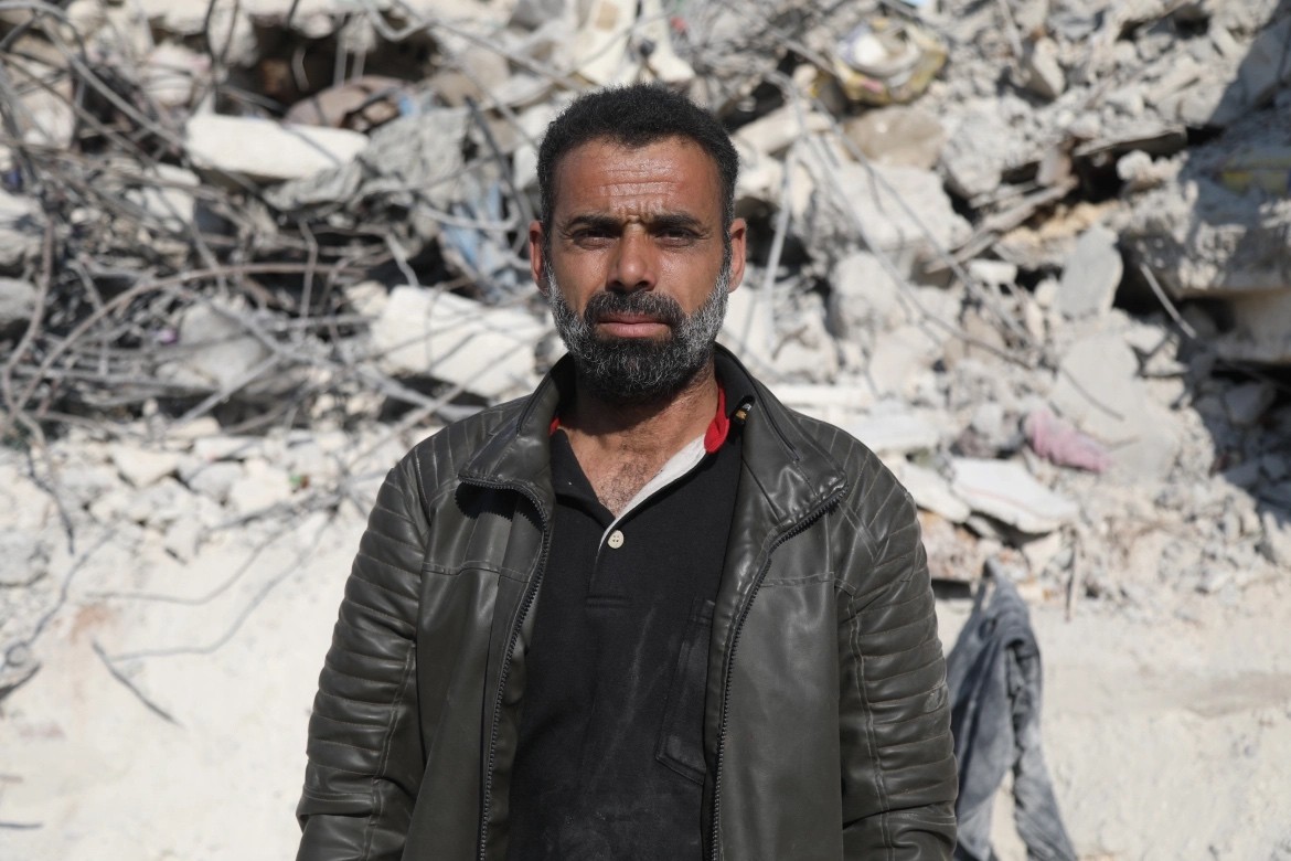 Động đất khiến người dân Tây Bắc Syria khổ càng thêm khổ