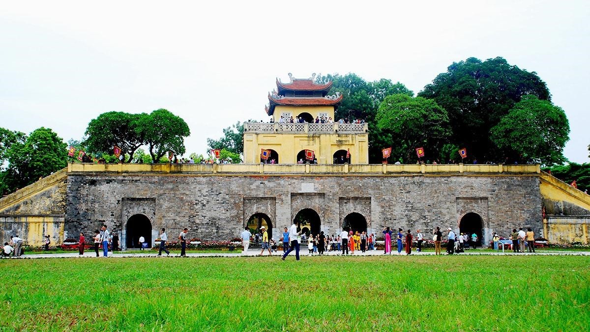 Ha Noi named in top 10 most beautiful cities in Southeast Asia and World’s Leading City Break Destination