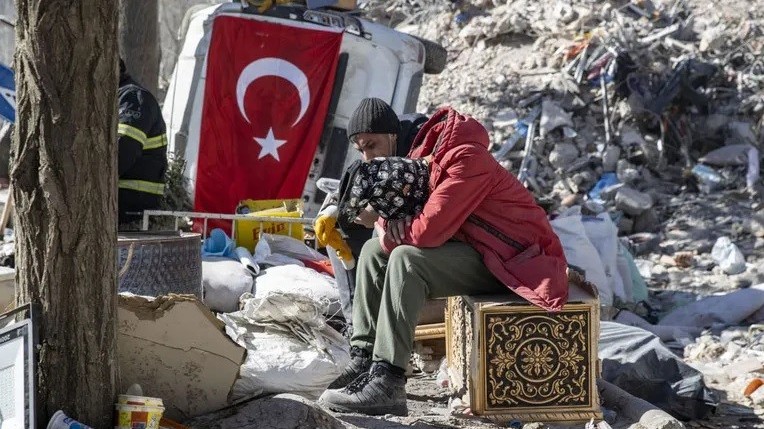 Động đất ở Thổ Nhĩ Kỳ và Syria: Hơn 42.000 người tử vong và thông điệp từ quốc tế 'các bạn cần, chúng tôi sát cánh'