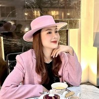 Sao Việt: Hồng Diễm thảnh thơi uống trà, Trấn Thành đầy tâm trạng, Hoa hậu Thùy Tiên thả thính đỉnh cao
