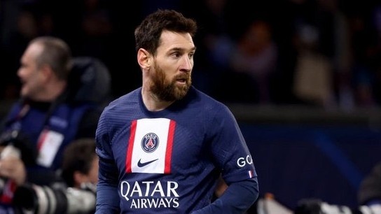 Messi phủ nhận tin đồn quay trở lại Barcelona