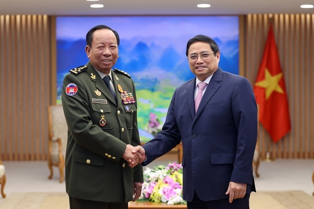 Thủ tướng Chính phủ Phạm Minh Chính tiếp Đại tướng Tea Banh, Phó Thủ tướng Chính phủ, Bộ trưởng Bộ Quốc phòng Vương quốc Campuchia. (VGP)