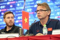 Báo Trung Quốc bày tỏ ghen tị vì Việt Nam chiêu mộ thành công HLV Philippe Troussier