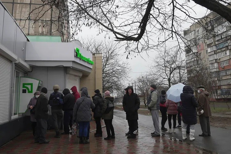 1 năm xung đột Nga-Ukraine: Moscow có vẻ ổn nhờ ‘chiêu’ cao tay, Kiev tổn thất nặng, dân nghèo toàn cầu lao đao giữa khủng hoảng kép
