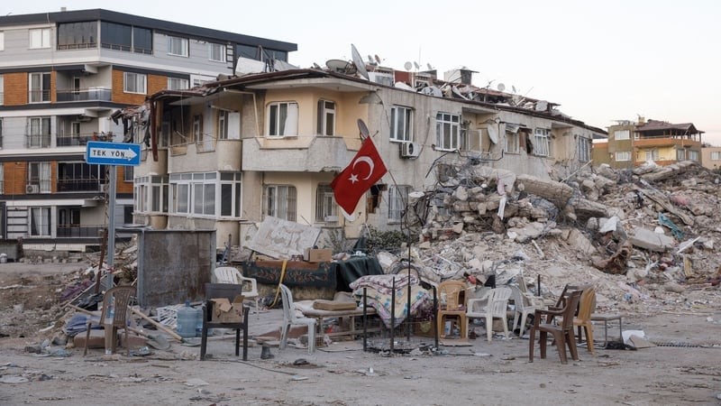 Thêm 2 trận động đất rung chuyển Hatay, Thổ Nhĩ Kỳ; ít nhất 204 người thương vong, cứu hộ Việt Nam sẵn sàng vào cuộc. (Nguồn: RTE)