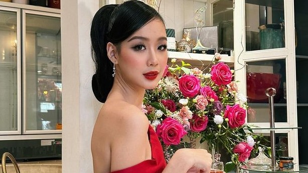 Nhan sắc điểm 10 của Hoa hậu Lê Nguyễn Bảo Ngọc