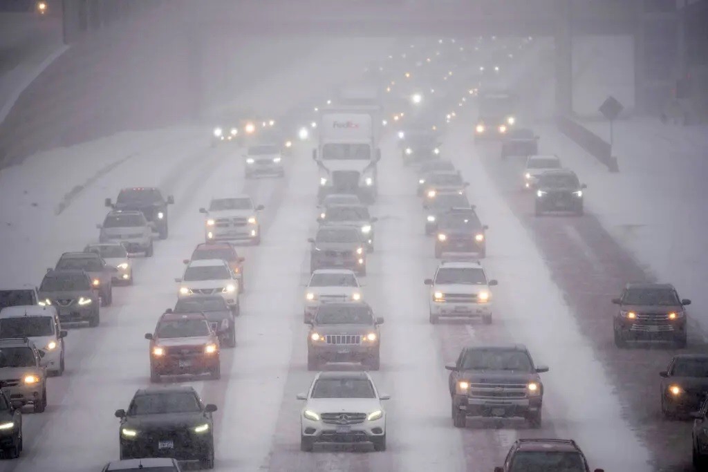 Mỹ: Thời tiết bất thường, bão mùa Đông gây bão tuyết và mưa lớn tại nhiều bang