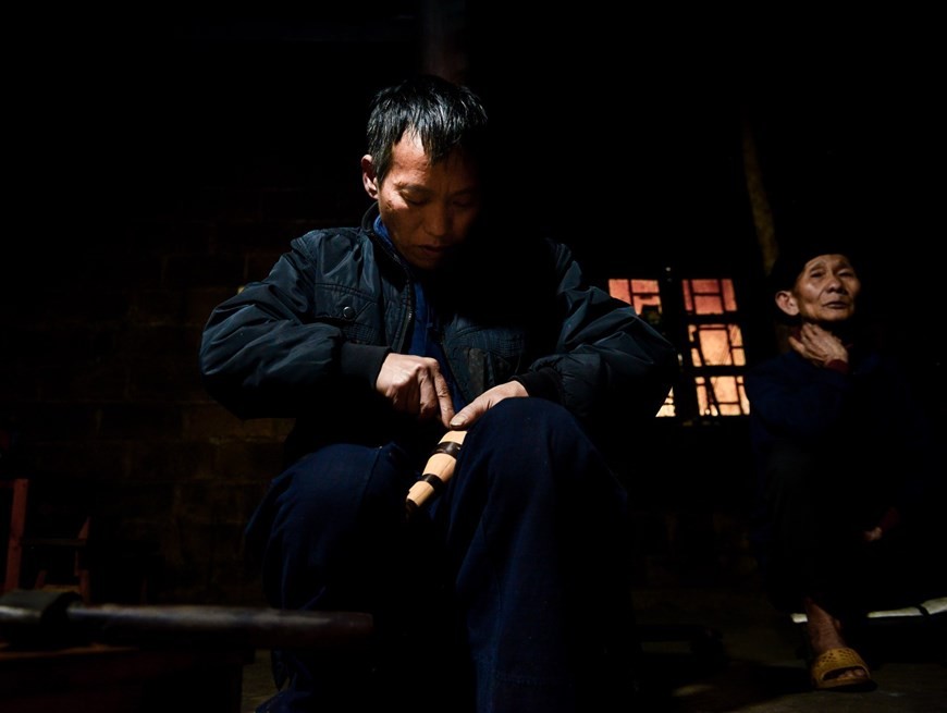 Keeping the sound of traditional Khen alive Keeping the sound of traditional Khen alive