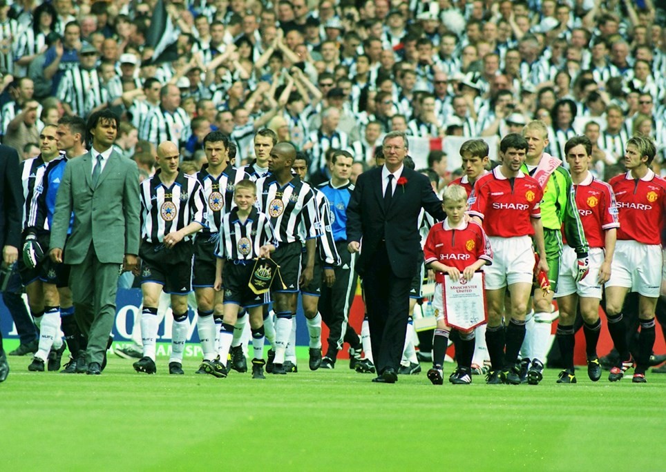 MU đánh bại Newcastle 2-0 trong trận chung kết FA Cup năm 1999 (Nguồn: EFL)