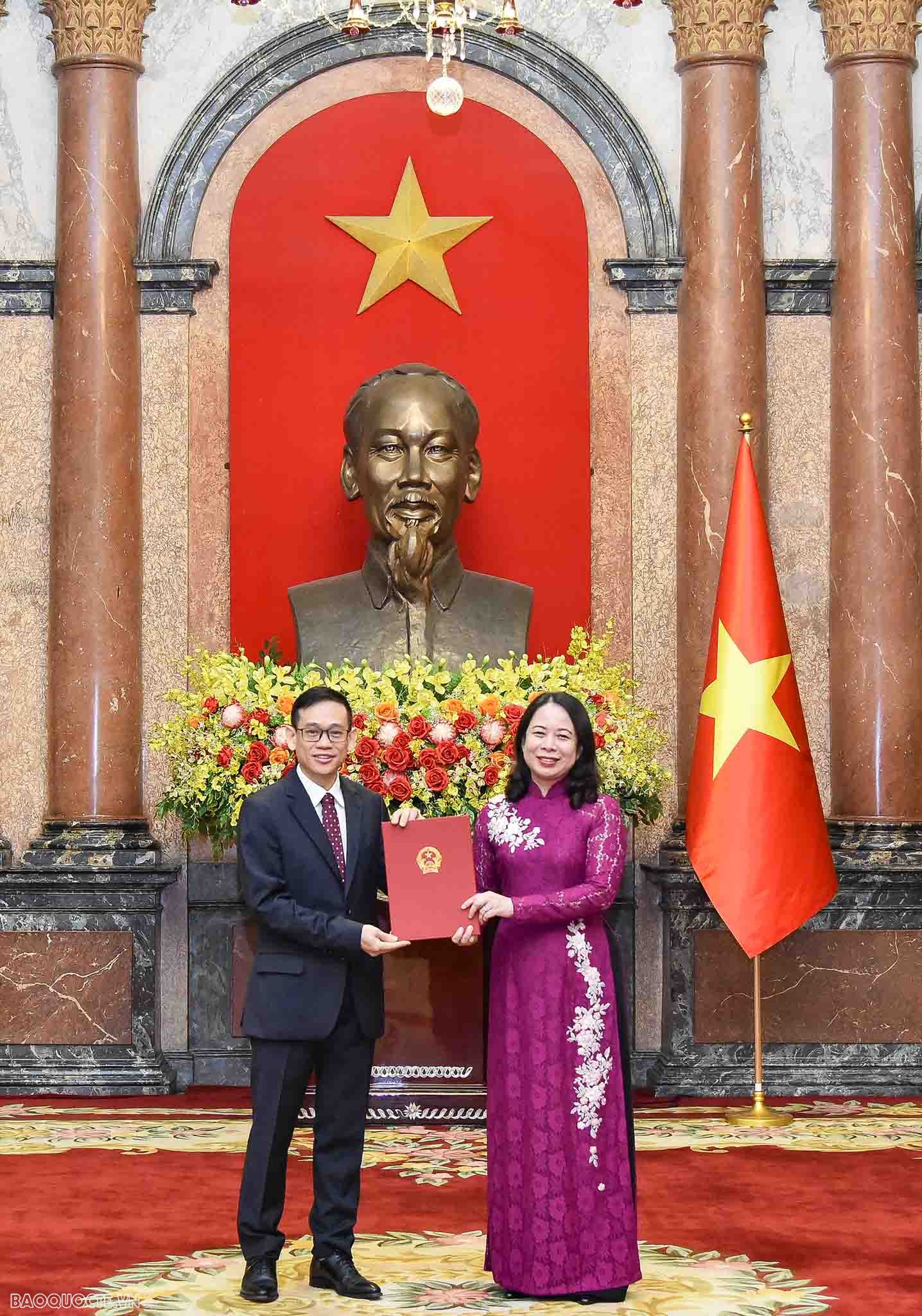 Acting President hands over appointment decisions to 15 new ambassadors Acting President hands over appointment decisions to 15 new Ambassadors