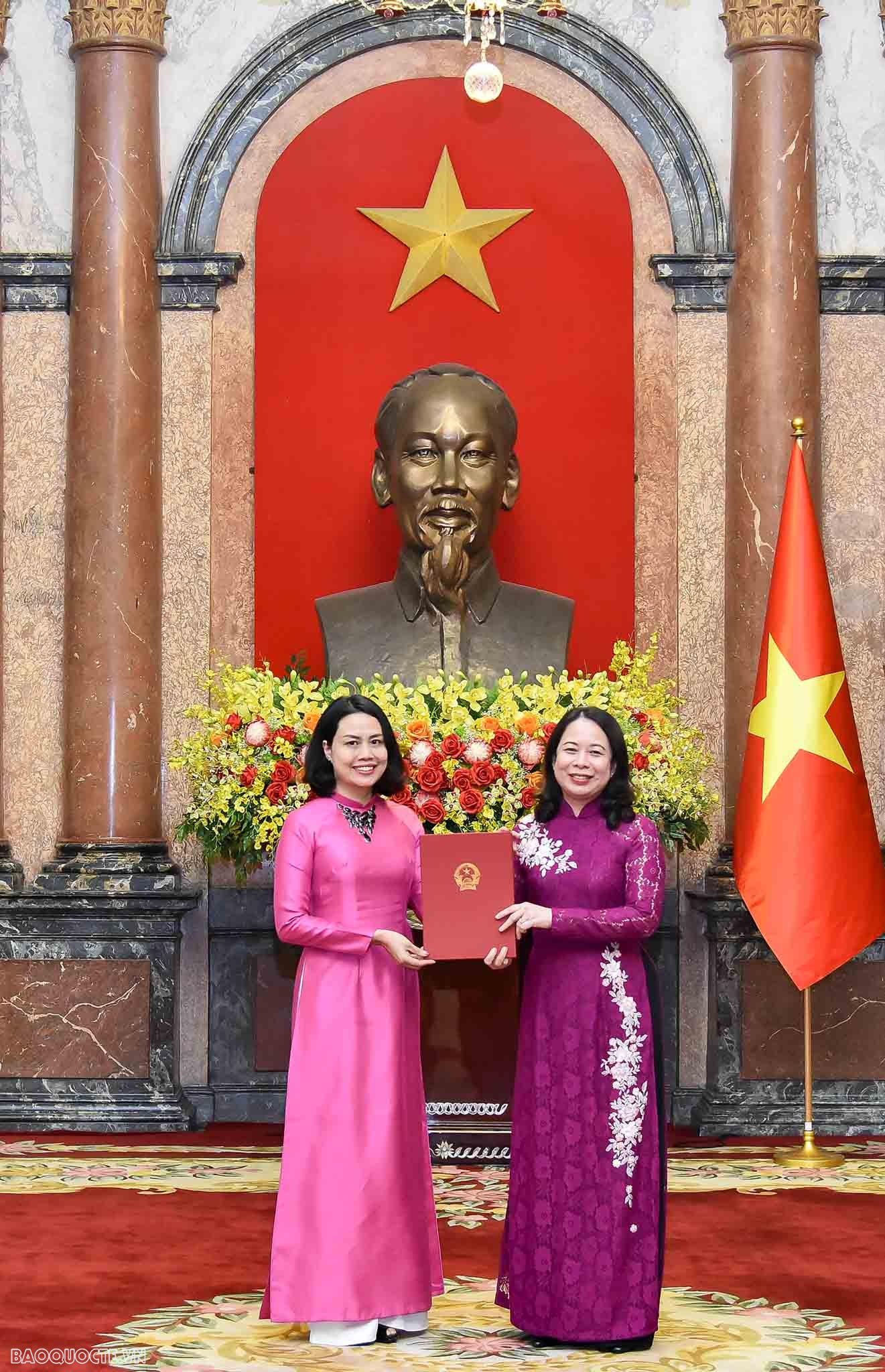Acting President hands over appointment decisions to 15 new ambassadors Acting President hands over appointment decisions to 15 new Ambassadors