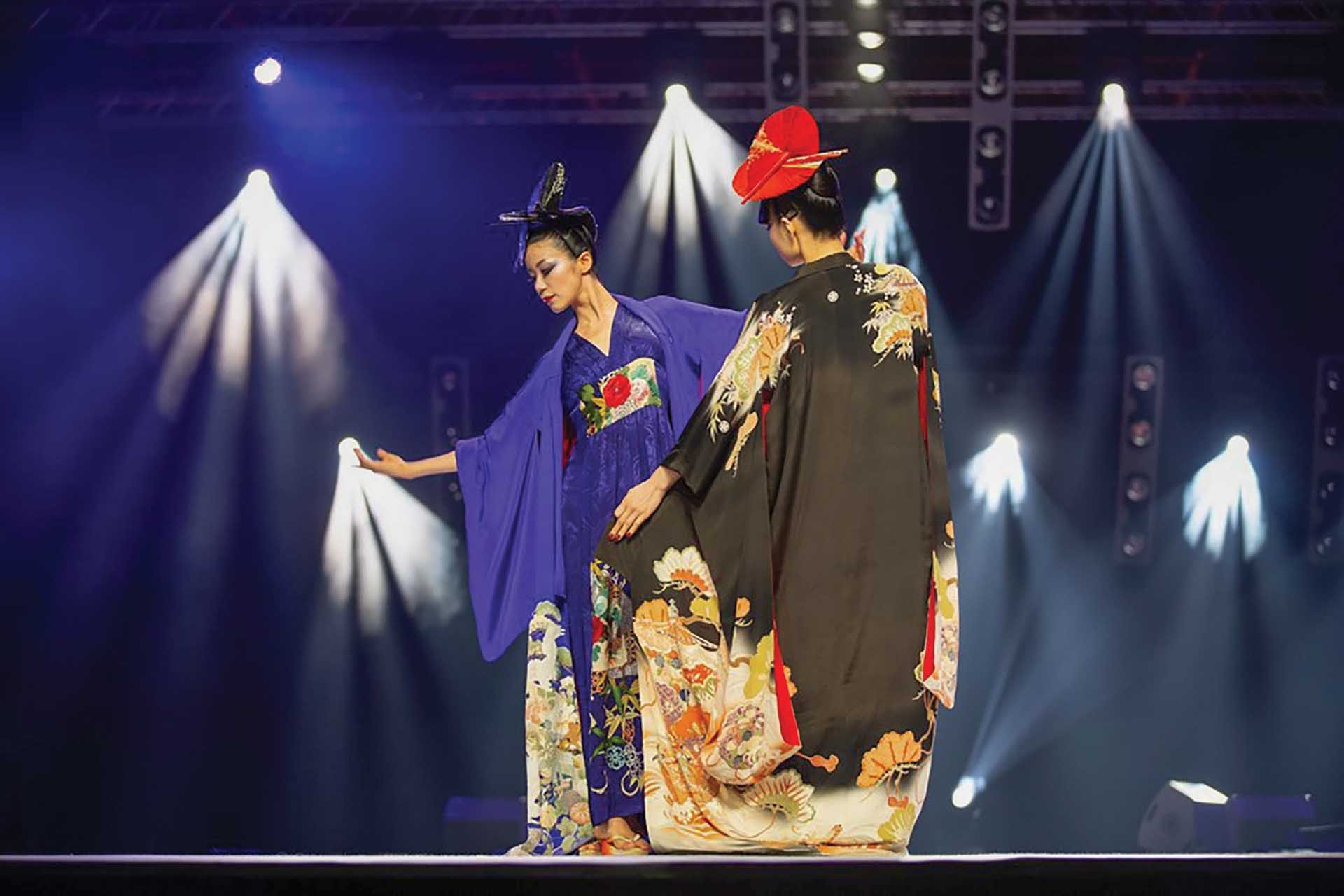 Show trình diễn thời trang kimono của Kobayashi Eiko tại Paris, Pháp năm 2018. (Nguồn: Be-Japon)