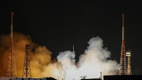 Tàu vũ trụ của Nga dự kiến đưa ba nhà du hành gặp sự cố về Trái đất vào tháng Chín