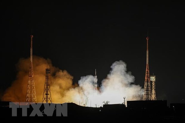 Tàu vũ trụ của Nga dự kiến đưa ba nhà du hành gặp sự cố về Trái đất vào tháng Chín