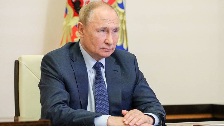Tổng thống Nga ngợi ca 'sứ mệnh cao cả' của các doanh nhân, ấp ủ kế hoạch tăng thuế