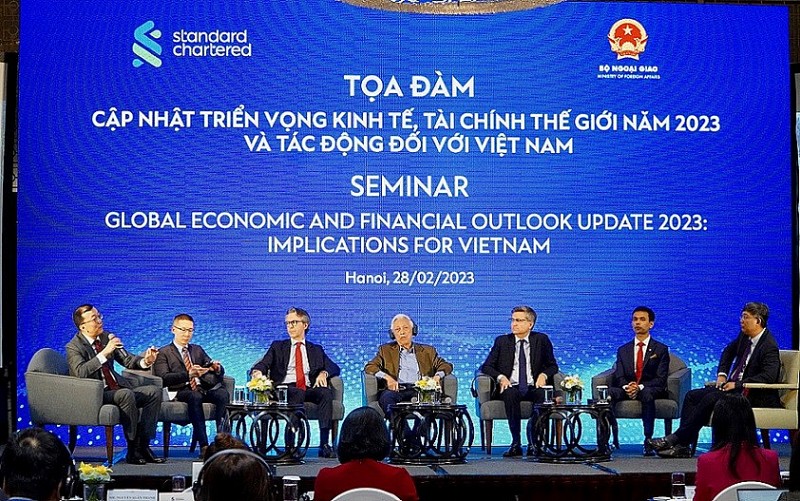 Tọa đàm cập nhật triển vọng kinh tế, tài chính thế giới năm 2023 và tác động với Việt Nam