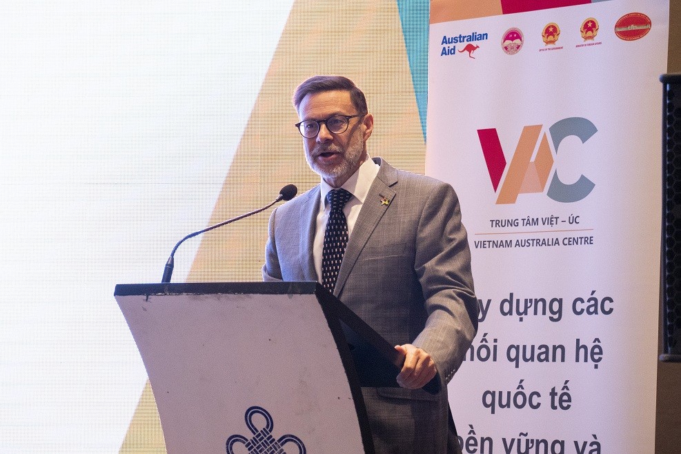 Nâng cao quyền năng phụ nữ trong lĩnh vực đối ngoại, phục vụ hội nhập quốc tế sâu rộng và toàn diện trong kỷ nguyên số Nâng cao quyền năng phụ nữ trong lĩnh vực đối ngoại, phục vụ hội nhập quốc tế sâu rộng và toàn diện trong kỷ nguyên số