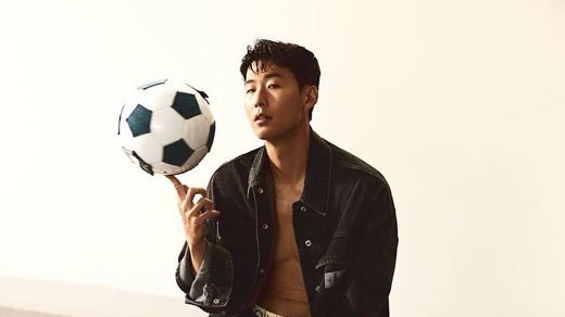 Loạt ảnh Son Heung Min thời trang trên Instagram khiến đồng đội Tottenham ngỡ ngàng