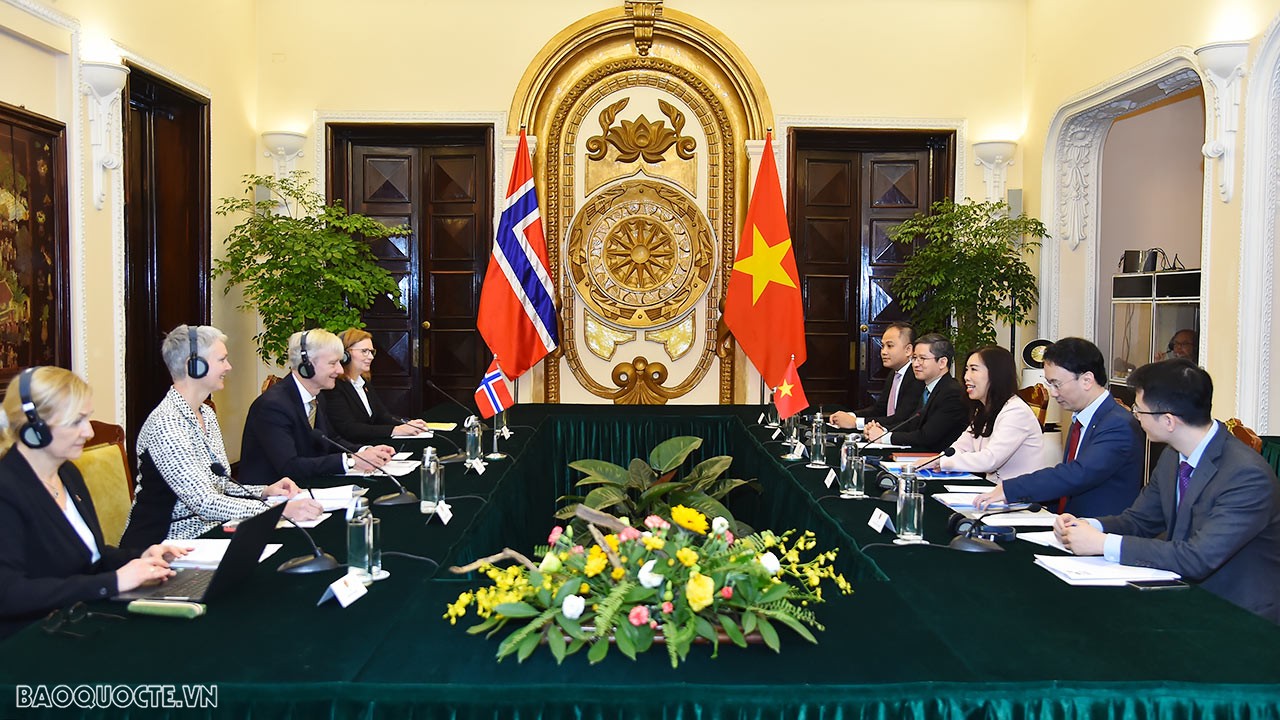 Vietnam, Norway Foreign Ministries hold 9th political consultation in Hanoi