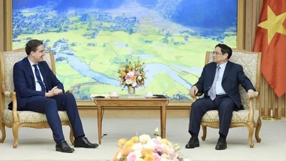 PM receives French Minister, asking facilitation for Vietnamese goods’ access