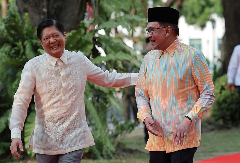 Philippines-Malaysia khẳng định cần duy trì hòa bình ở Biển Đông, cố gắng nêu lập trường trong khuôn khổ ASEAN. (nguồn: Bernama)